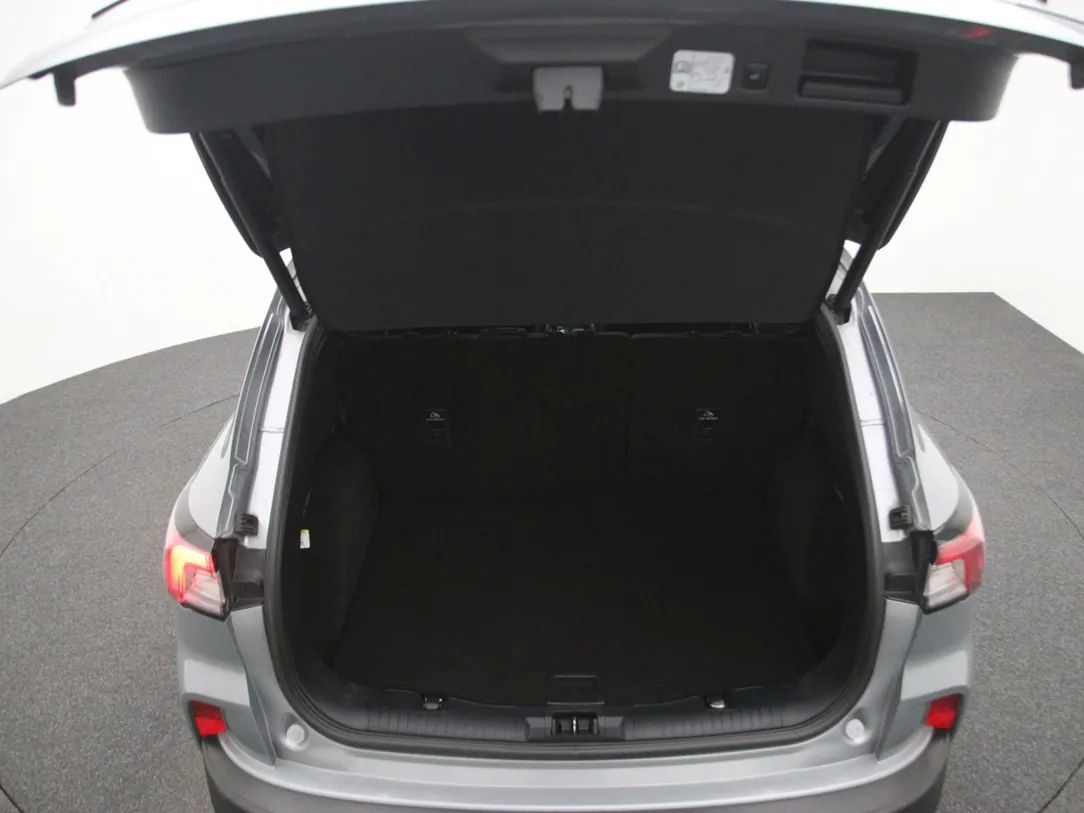 Ford Kuga | 38