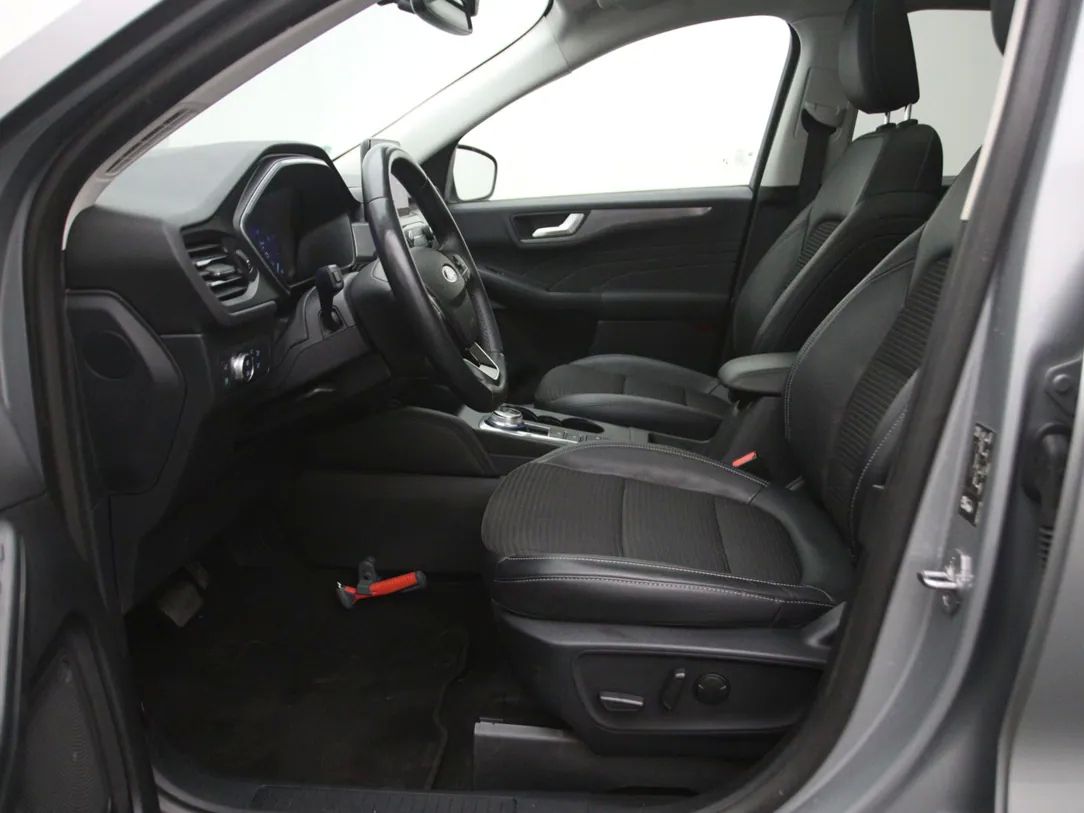 Ford Kuga | 3