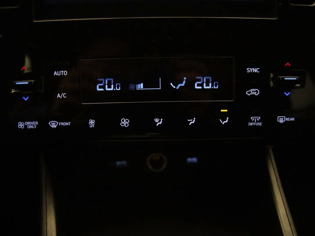 Hyundai Tucson | 19
