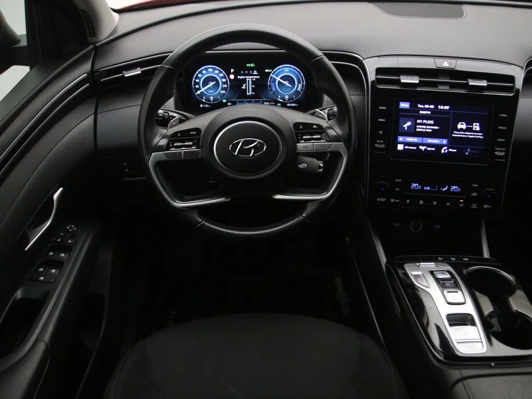 Hyundai Tucson | 16