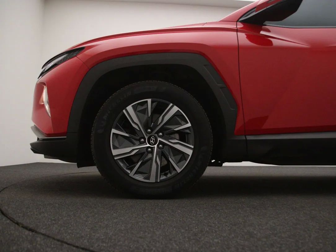 Hyundai Tucson | 26