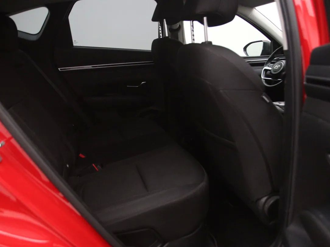 Hyundai Tucson | 14