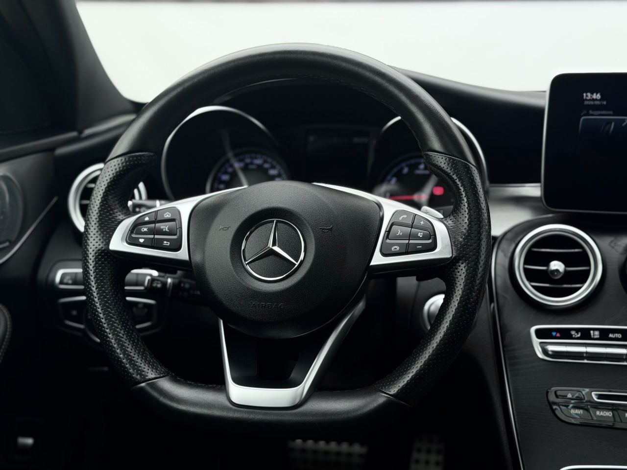 Mercedes-Benz C350 | 15