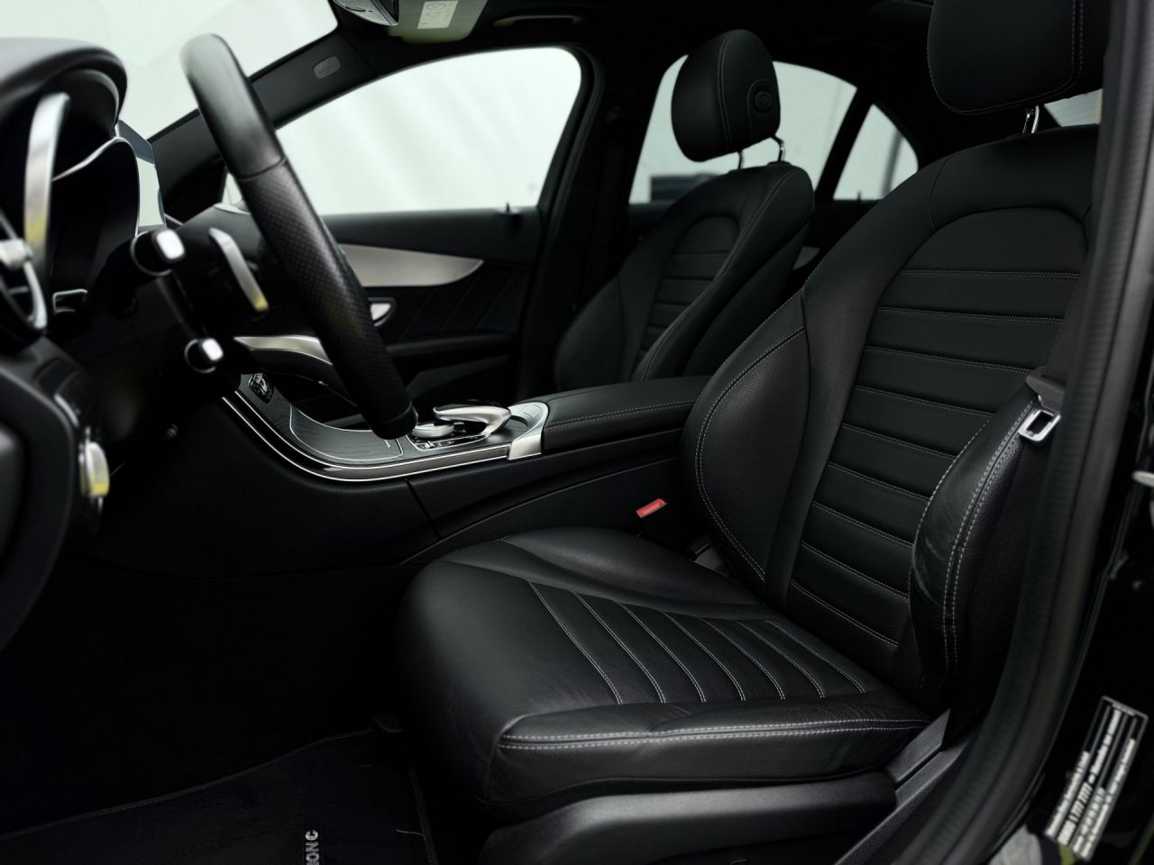 Mercedes-Benz C350 | 9