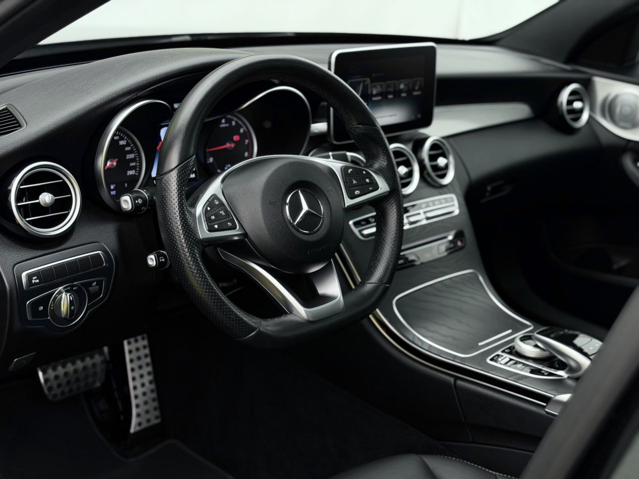 Mercedes-Benz C350 | 8