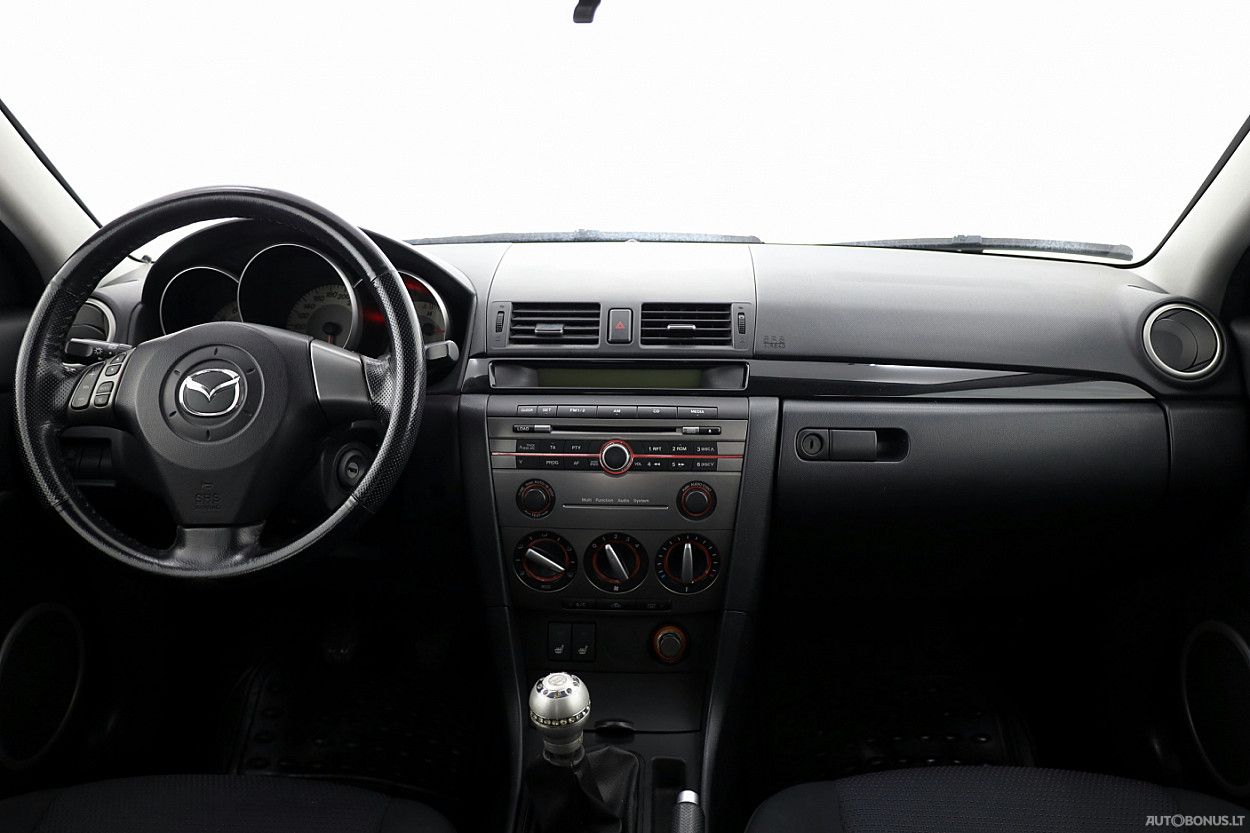Mazda 3 | 4