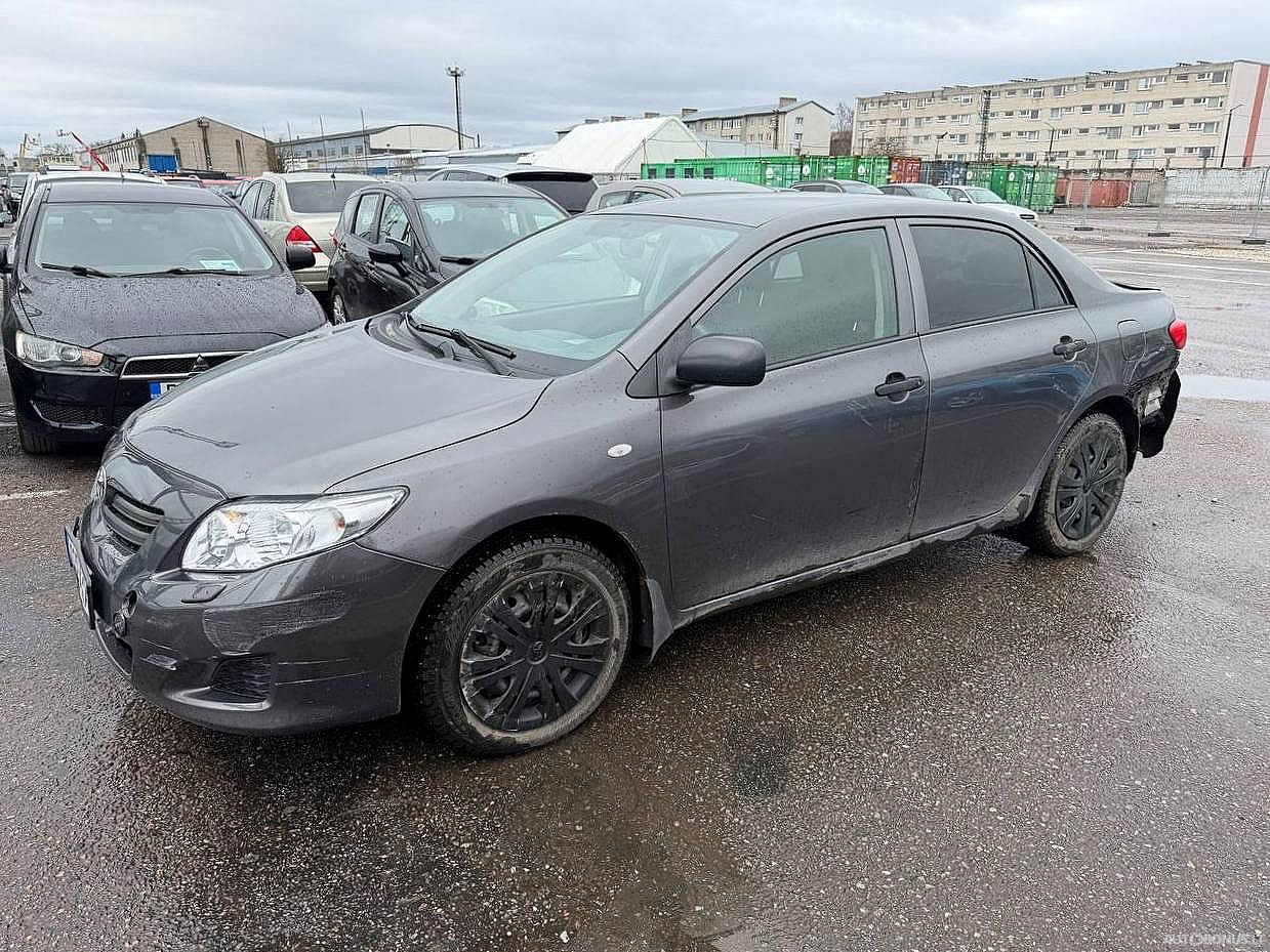 Toyota Corolla | 1