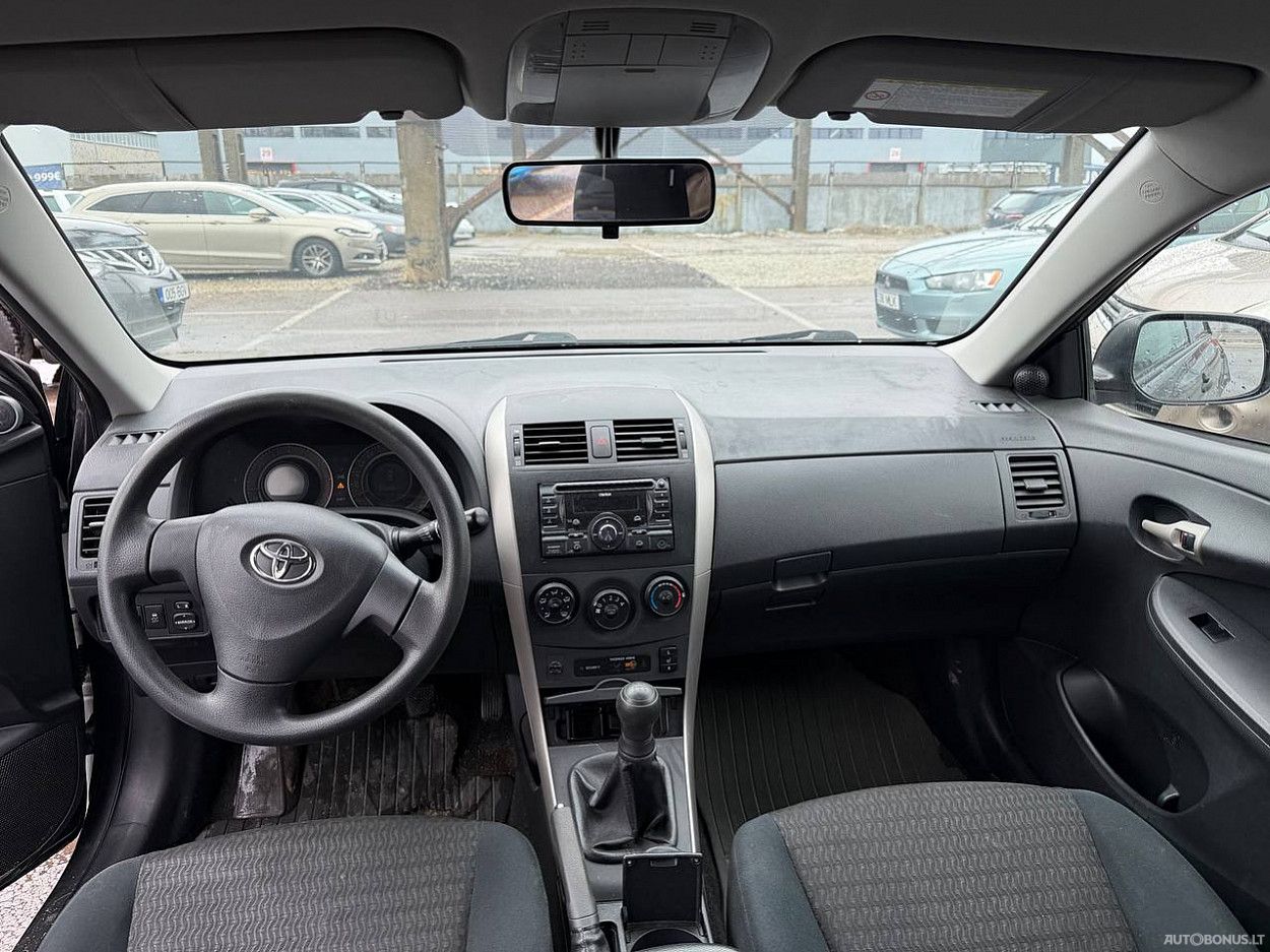 Toyota Corolla | 4