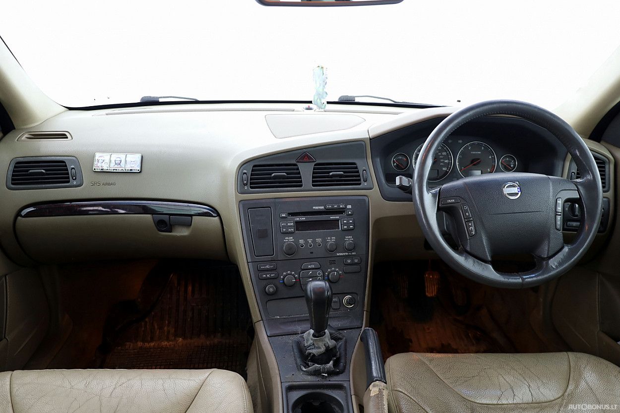 Volvo V70 | 4