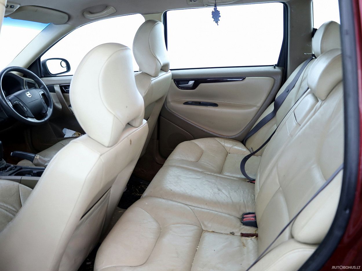 Volvo V70 | 6