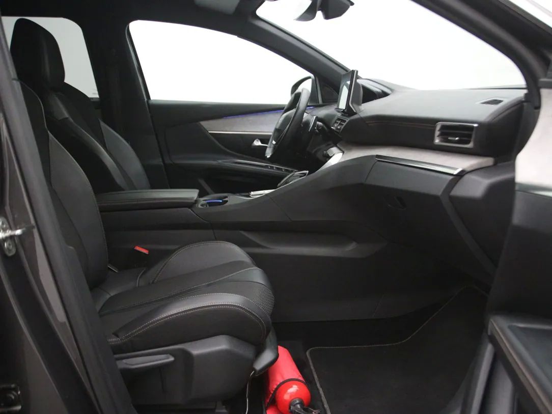 Peugeot 5008 | 13