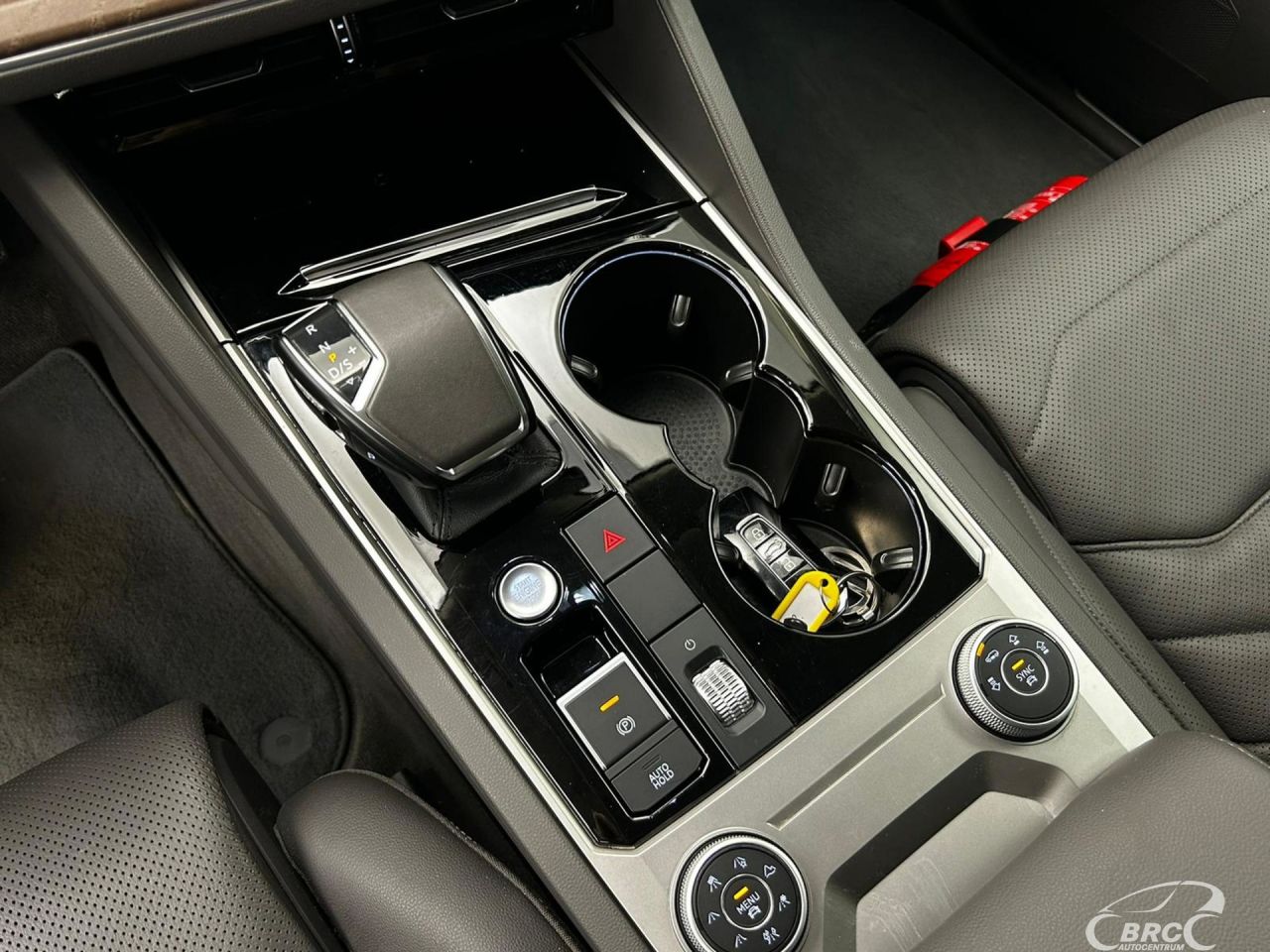 Volkswagen Touareg | 16