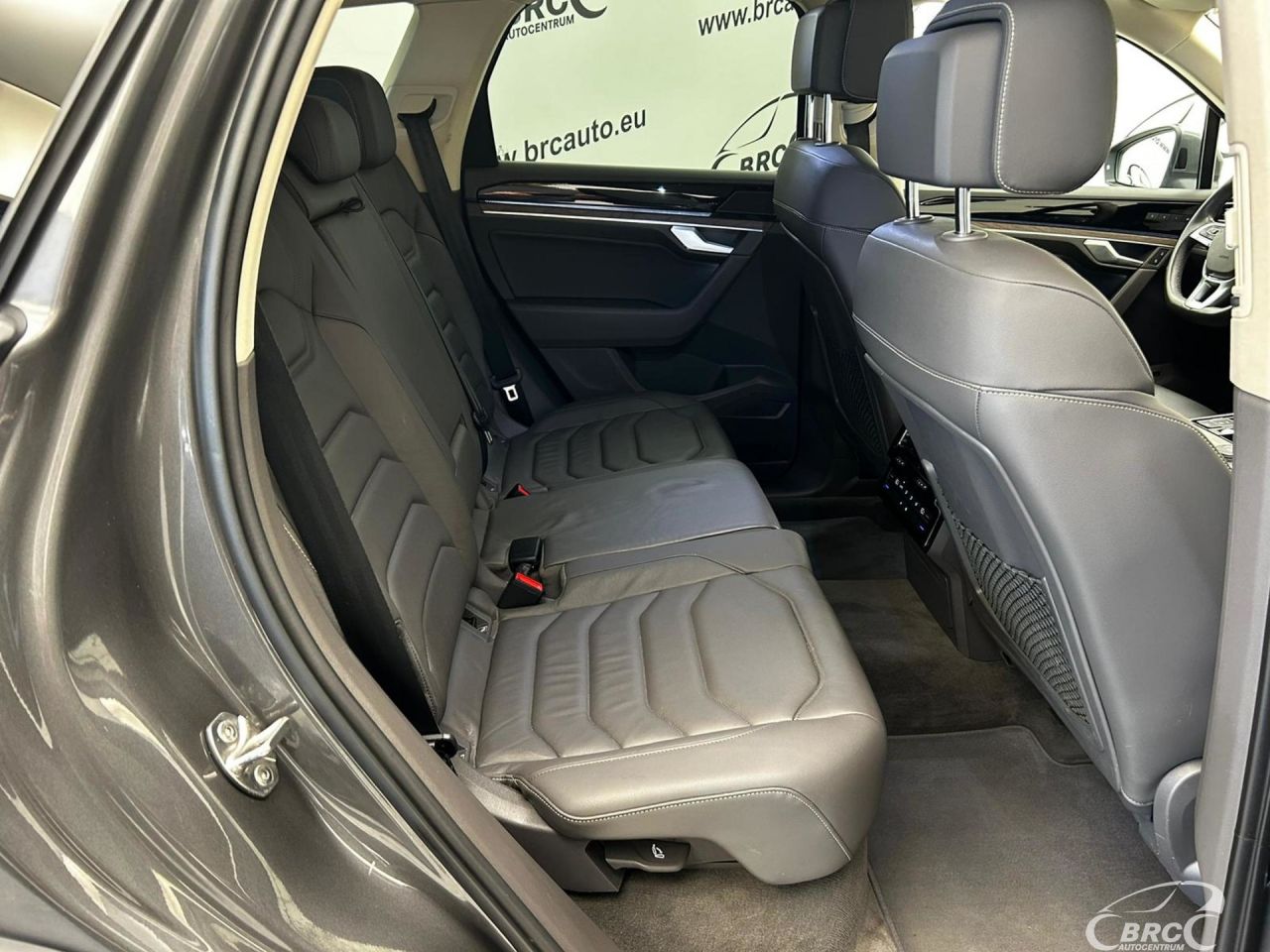 Volkswagen Touareg | 8