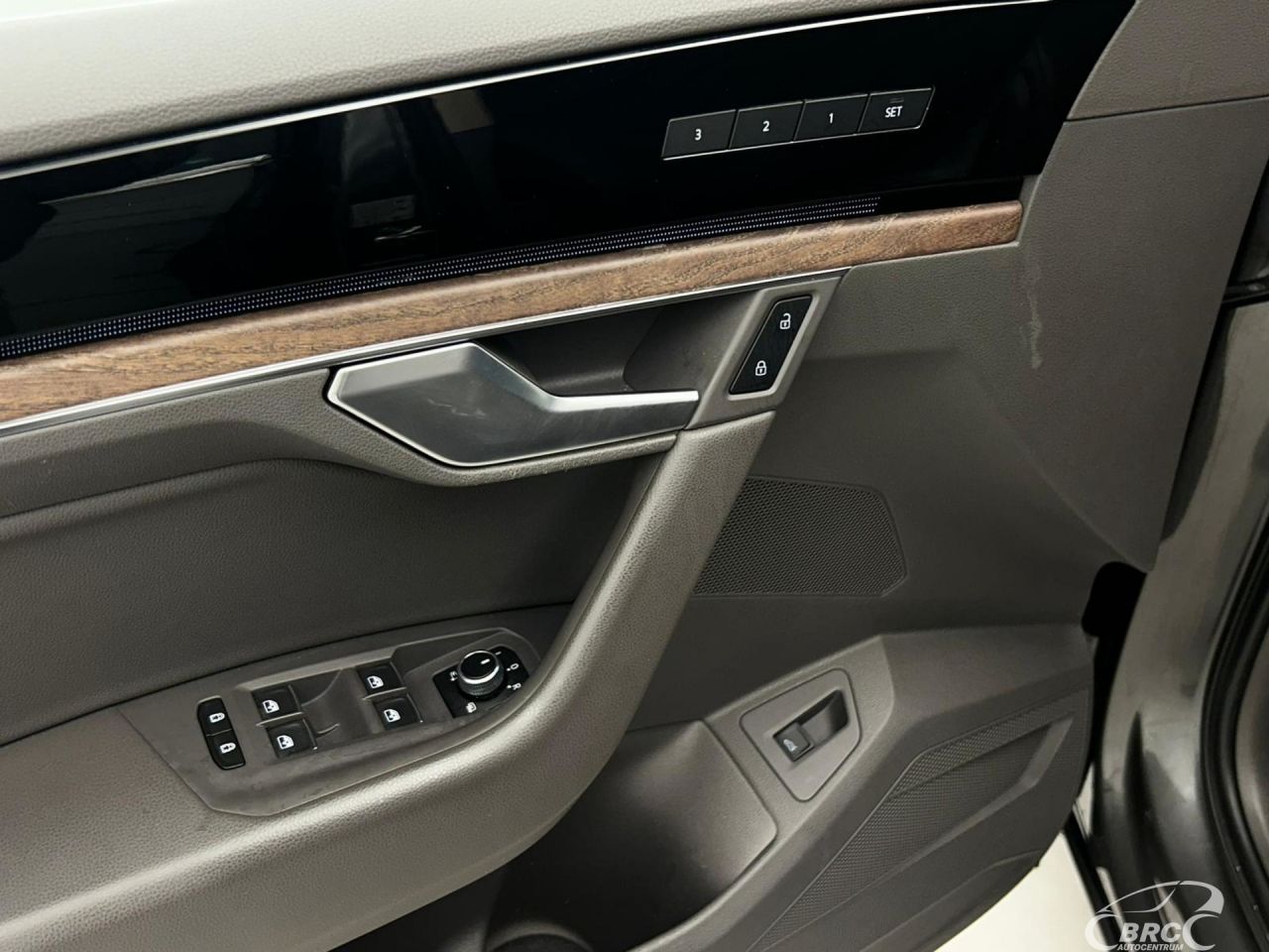 Volkswagen Touareg | 10