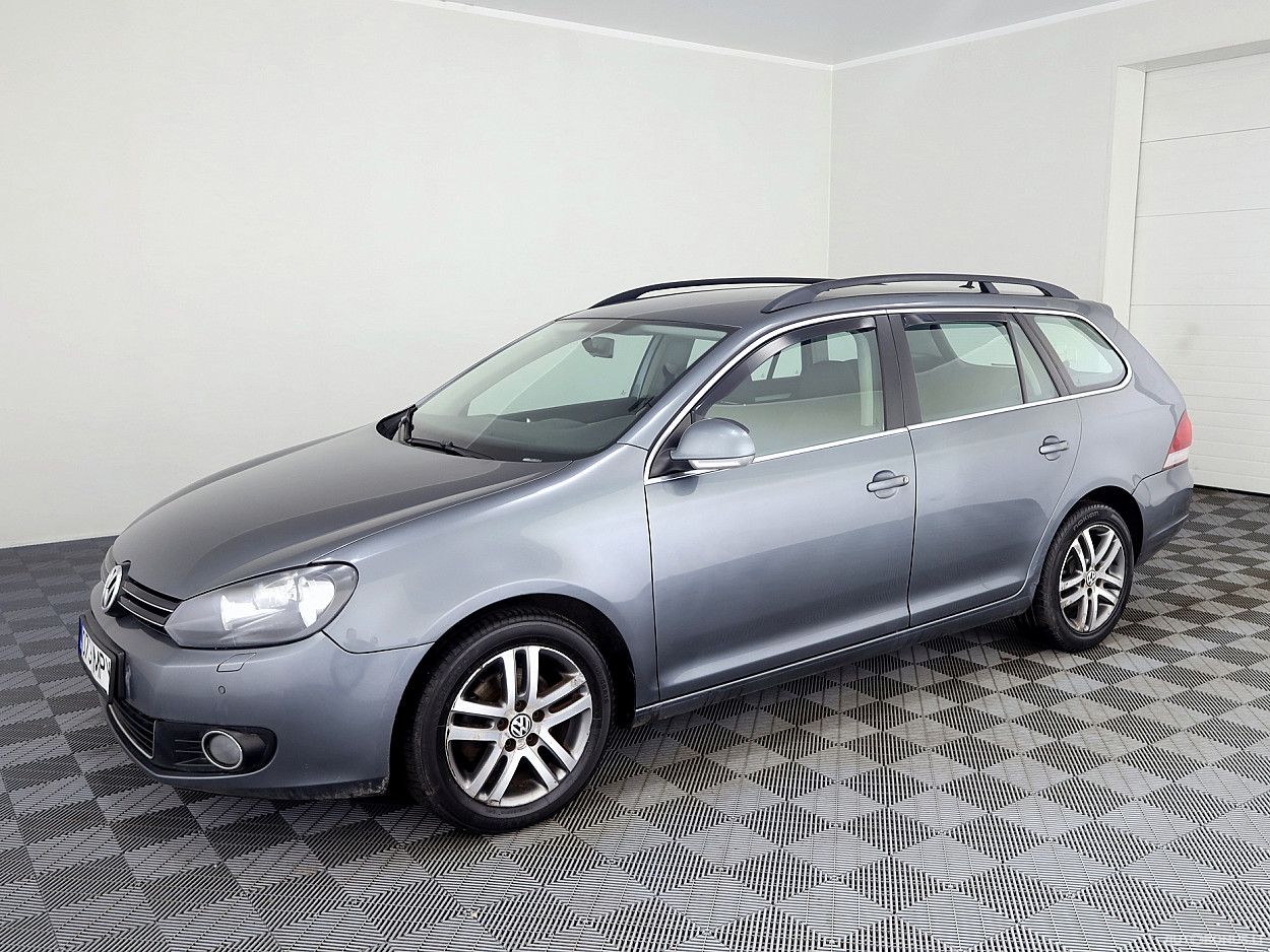 Volkswagen Golf | 1