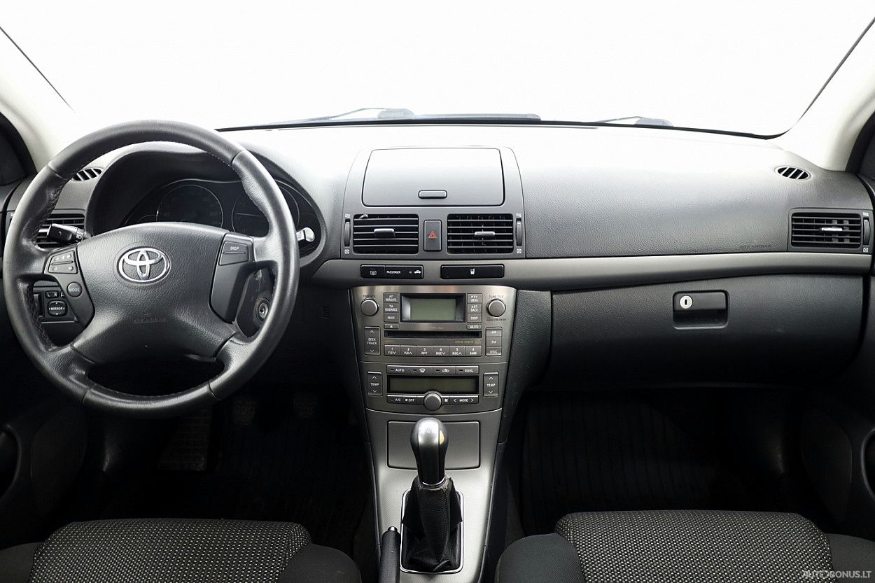 Toyota Avensis | 4