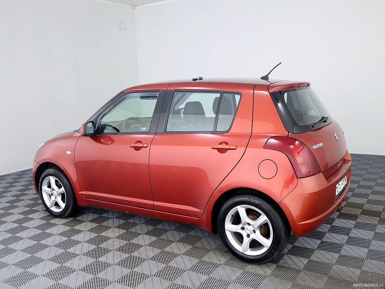 Suzuki Swift | 3