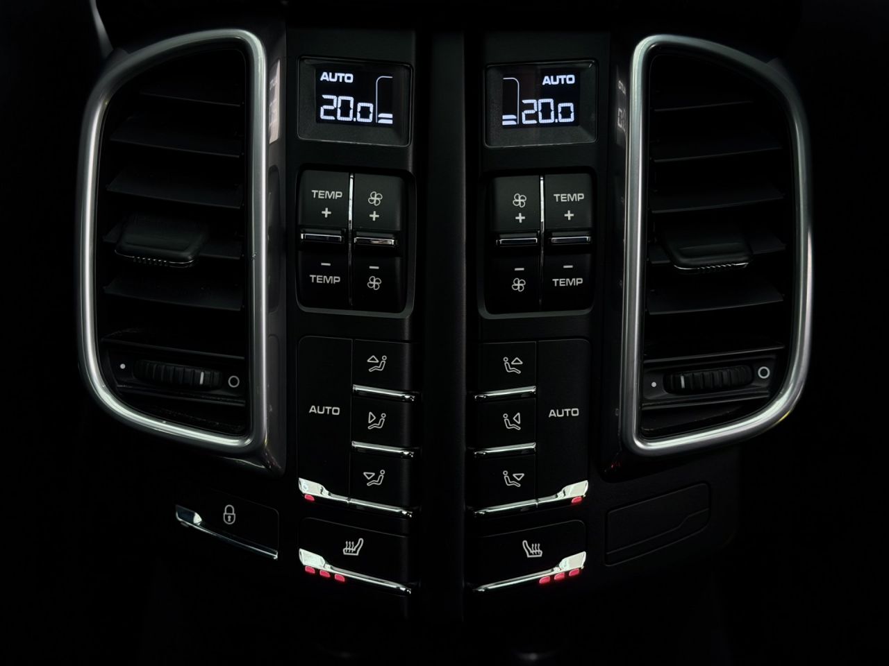 Porsche Cayenne | 18