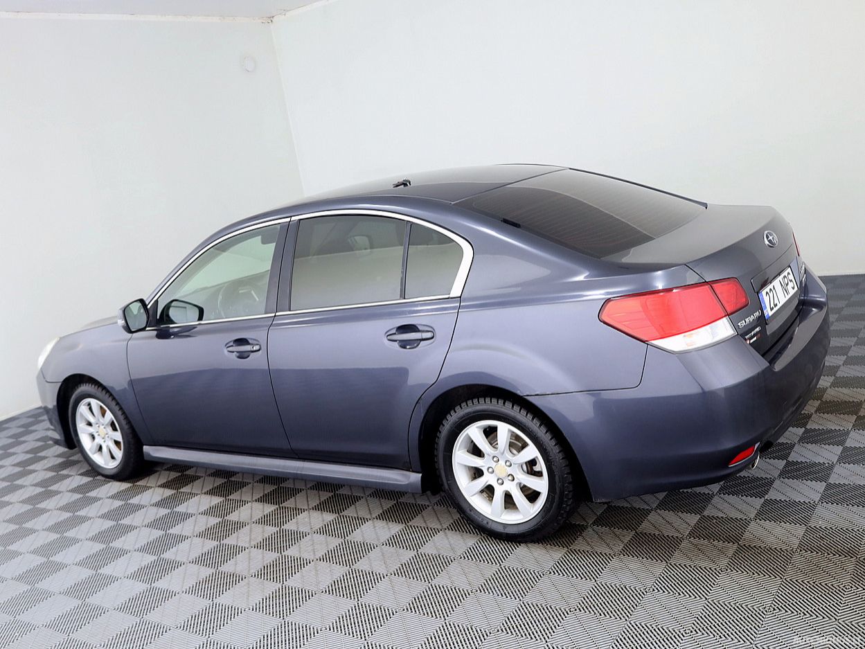 Subaru Legacy | 3
