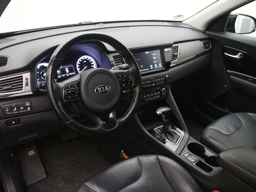 Kia Niro | 15