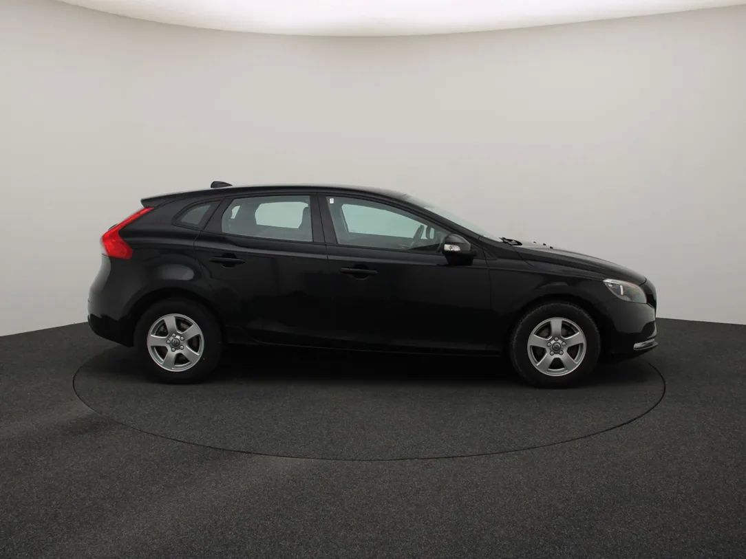 Volvo V40 | 8