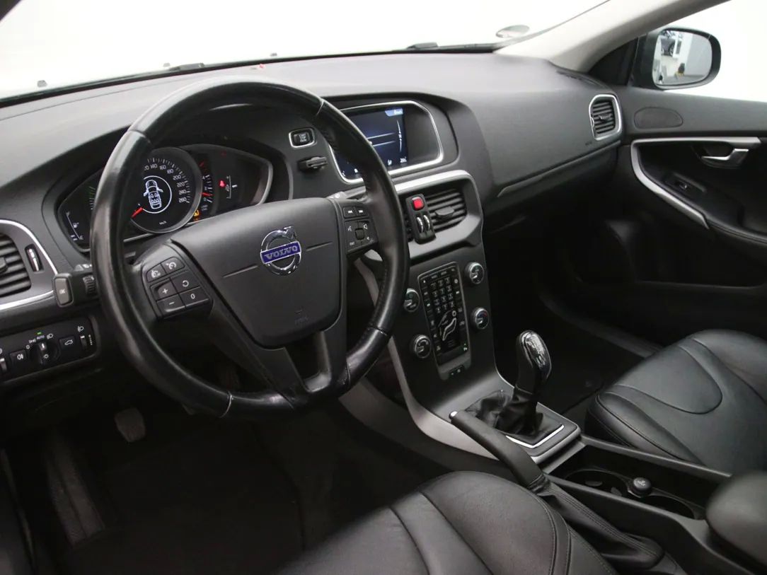 Volvo V40 | 15