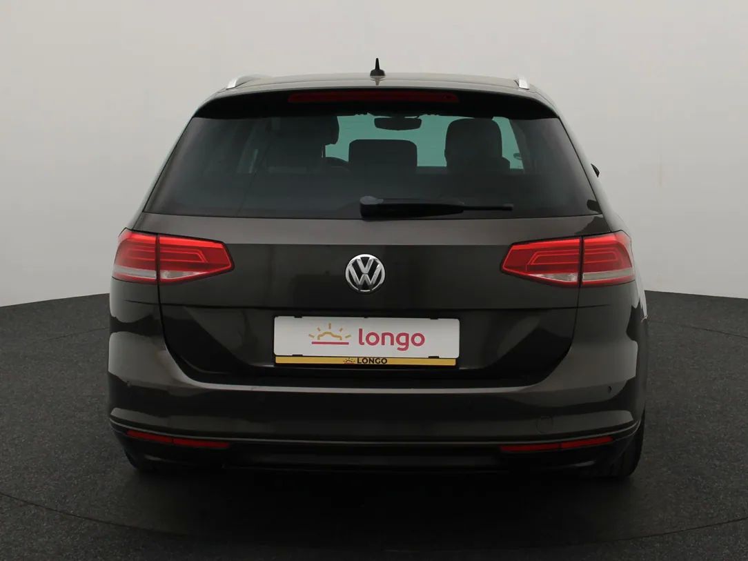 Volkswagen Passat | 4
