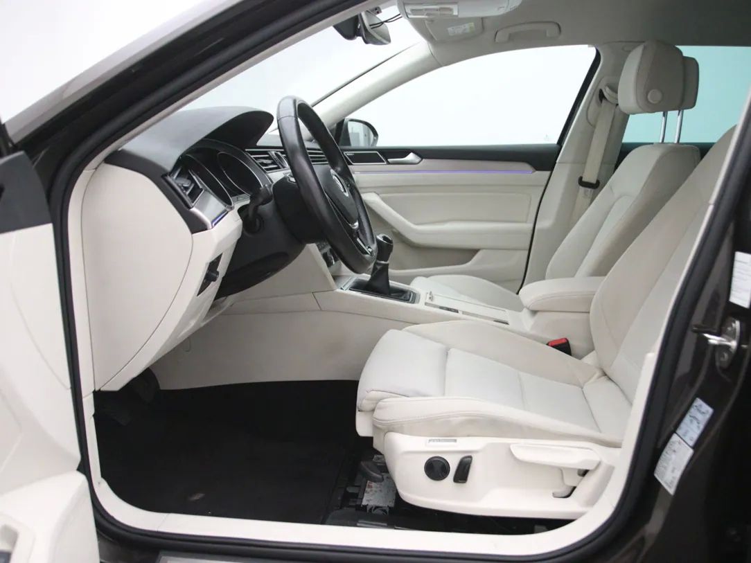 Volkswagen Passat | 3