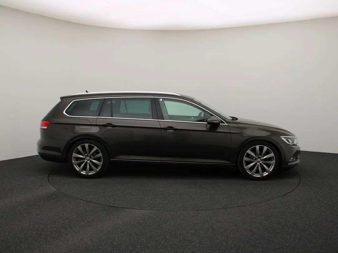 Volkswagen Passat | 8