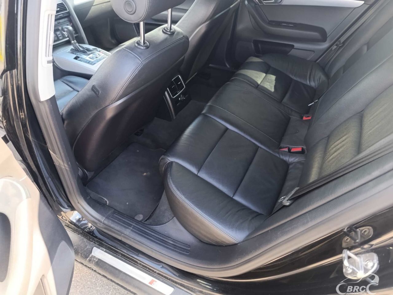 Audi A6 | 24