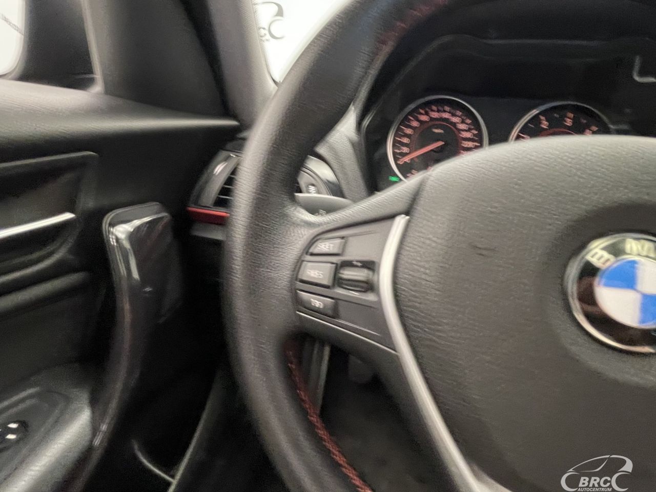 BMW 118 | 24