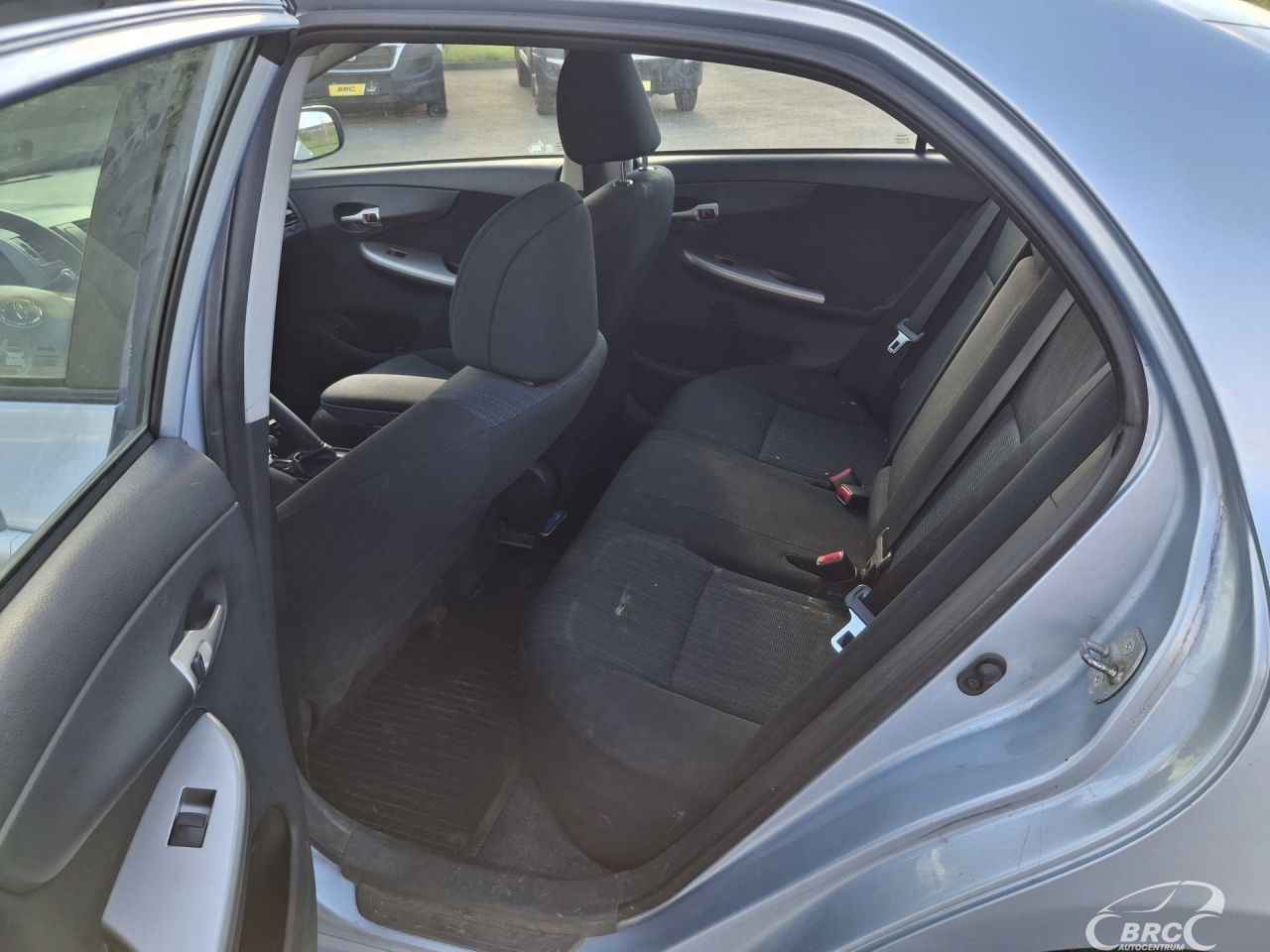 Toyota Corolla | 6