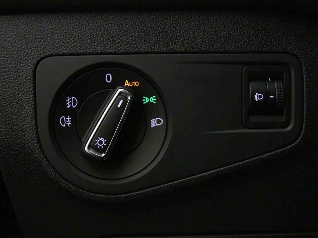 Volkswagen Tiguan | 25