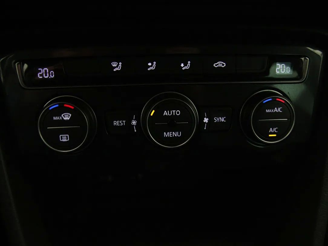Volkswagen Tiguan | 19