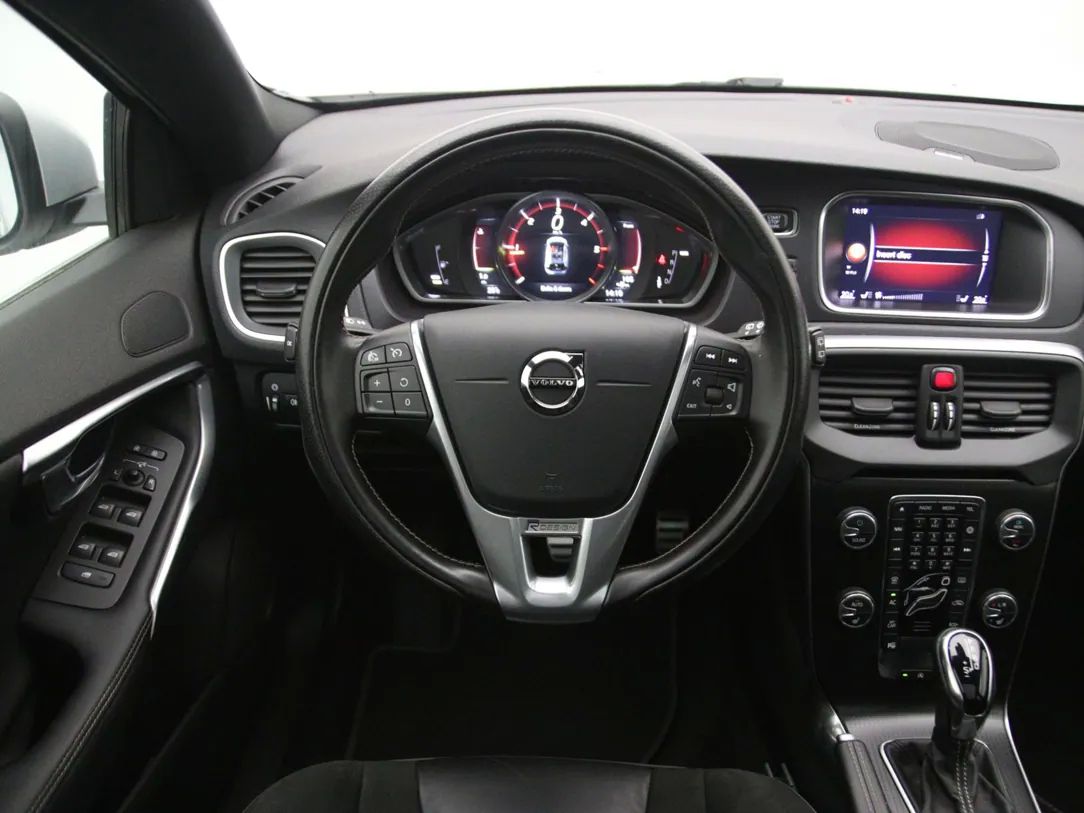 Volvo V40 | 15