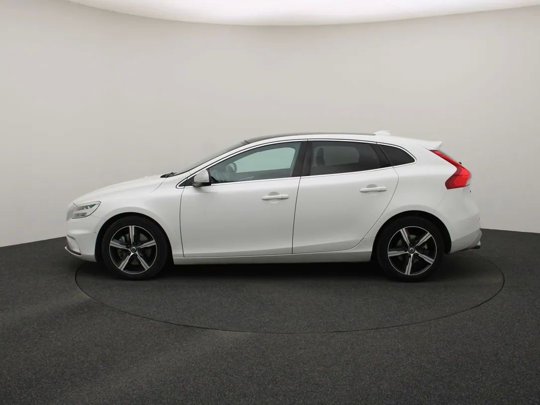 Volvo V40 | 5