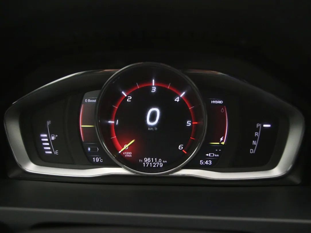 Volvo V60 | 16
