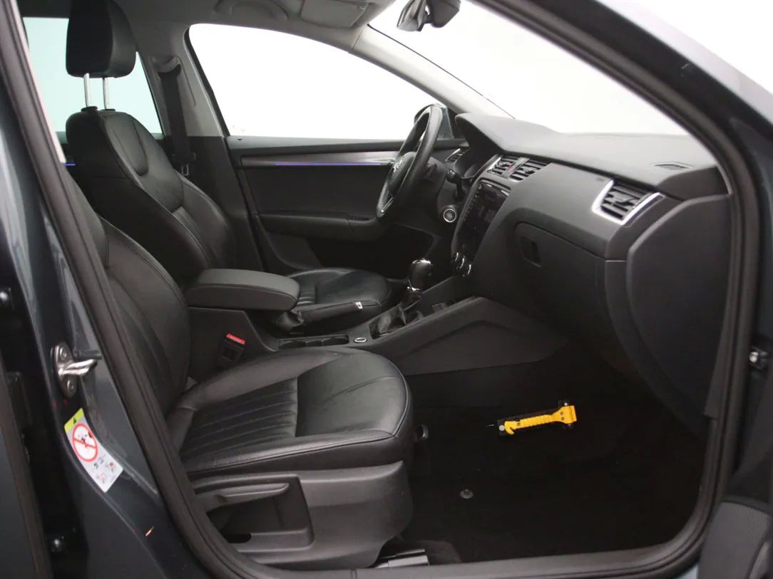 Skoda Octavia | 12