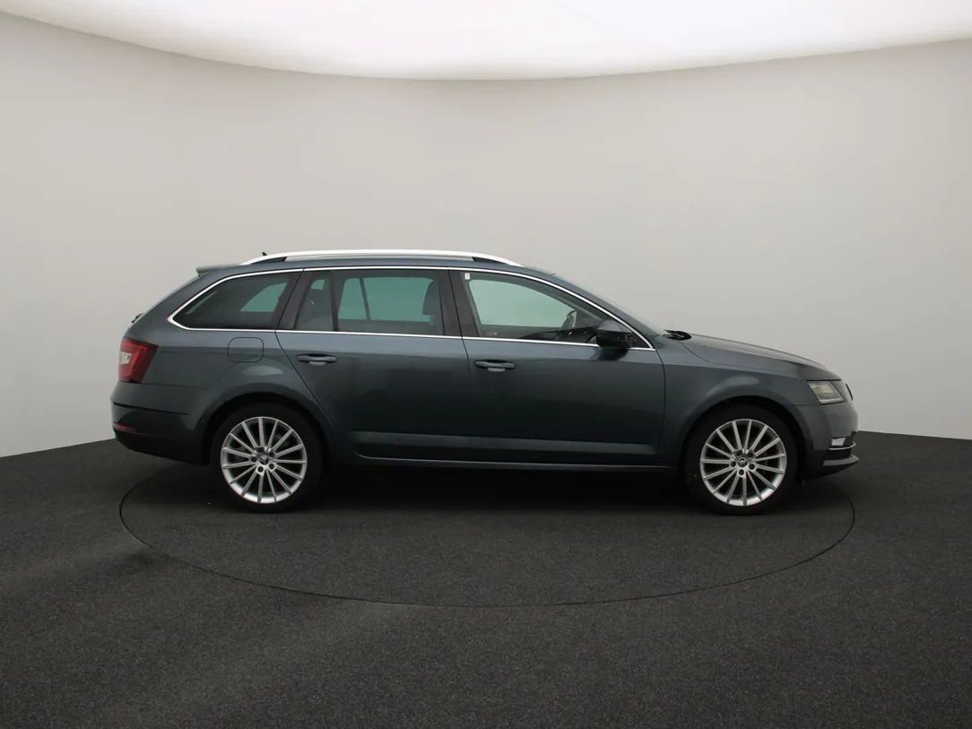 Skoda Octavia | 7