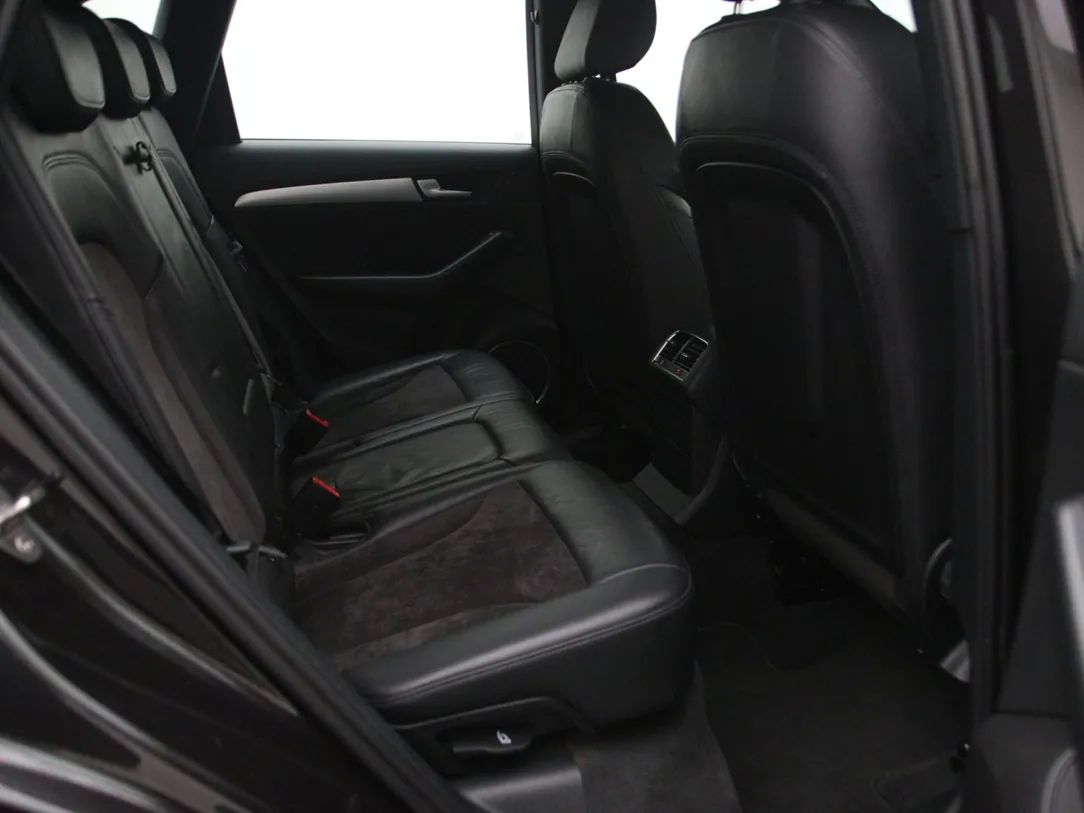 Audi Q5 | 14