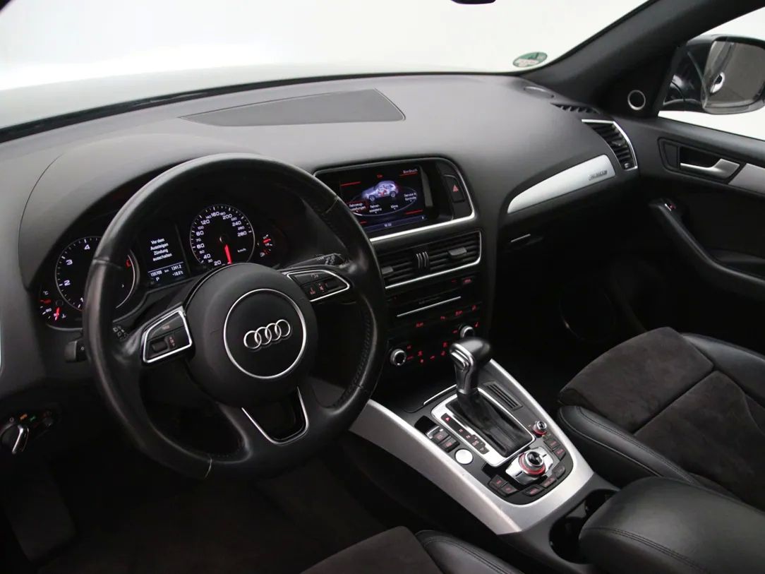 Audi Q5 | 15