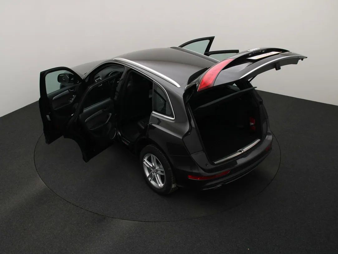 Audi Q5 | 12