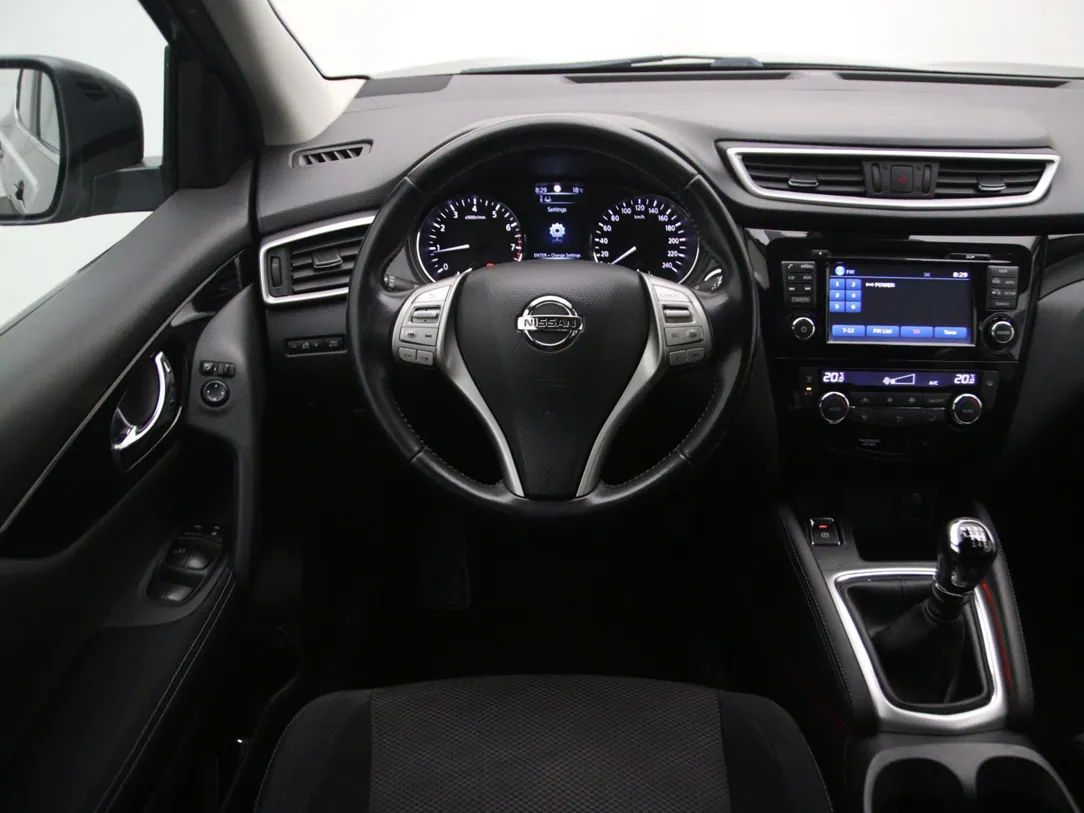 Nissan Qashqai | 15