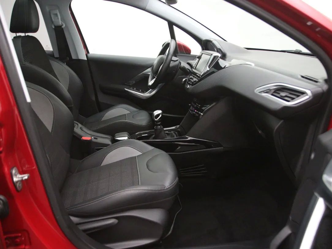 Peugeot 2008 | 12