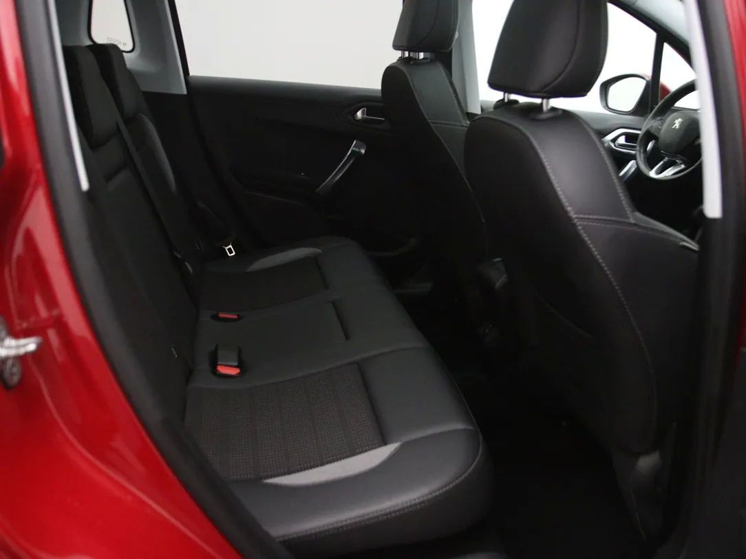 Peugeot 2008 | 13