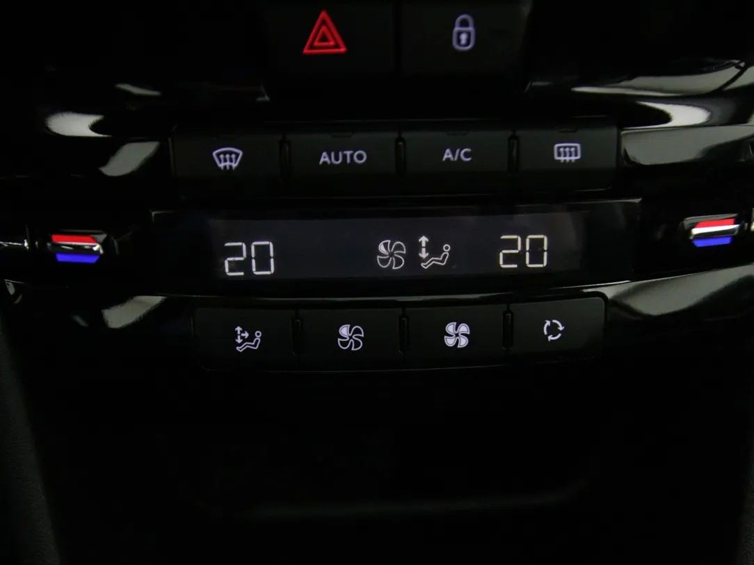 Peugeot 2008 | 18