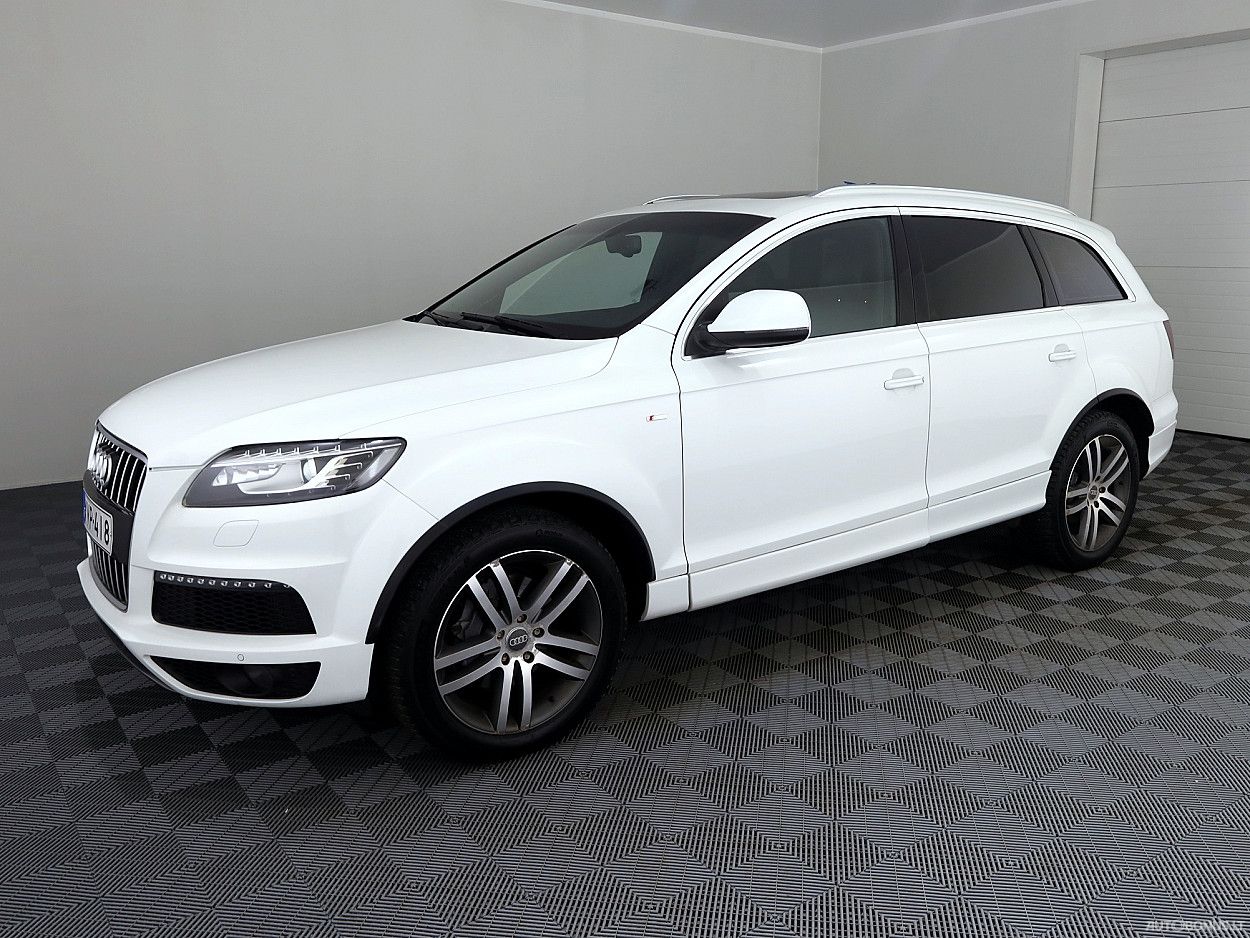Audi Q7 | 1