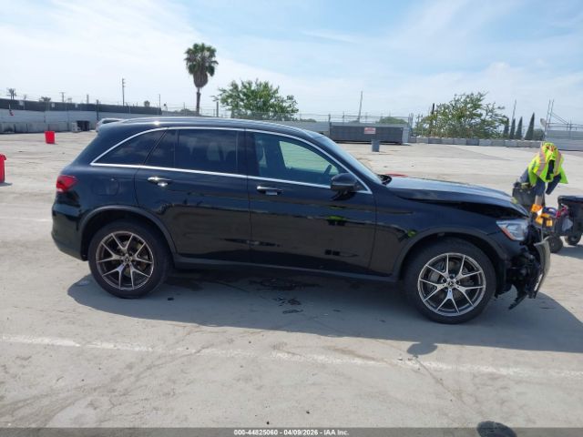 Mercedes-Benz GLC300 | 12