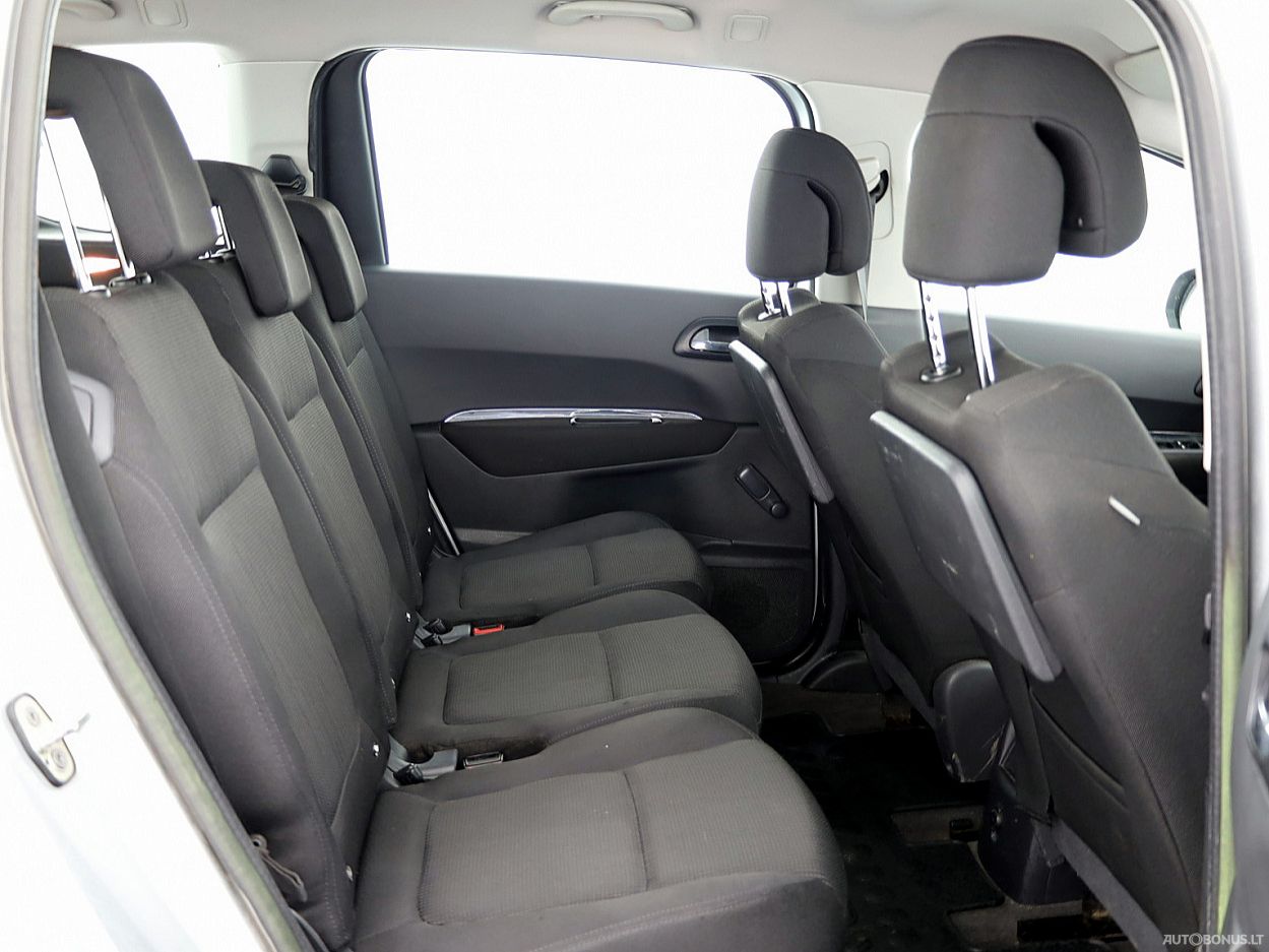 Peugeot 5008 | 6