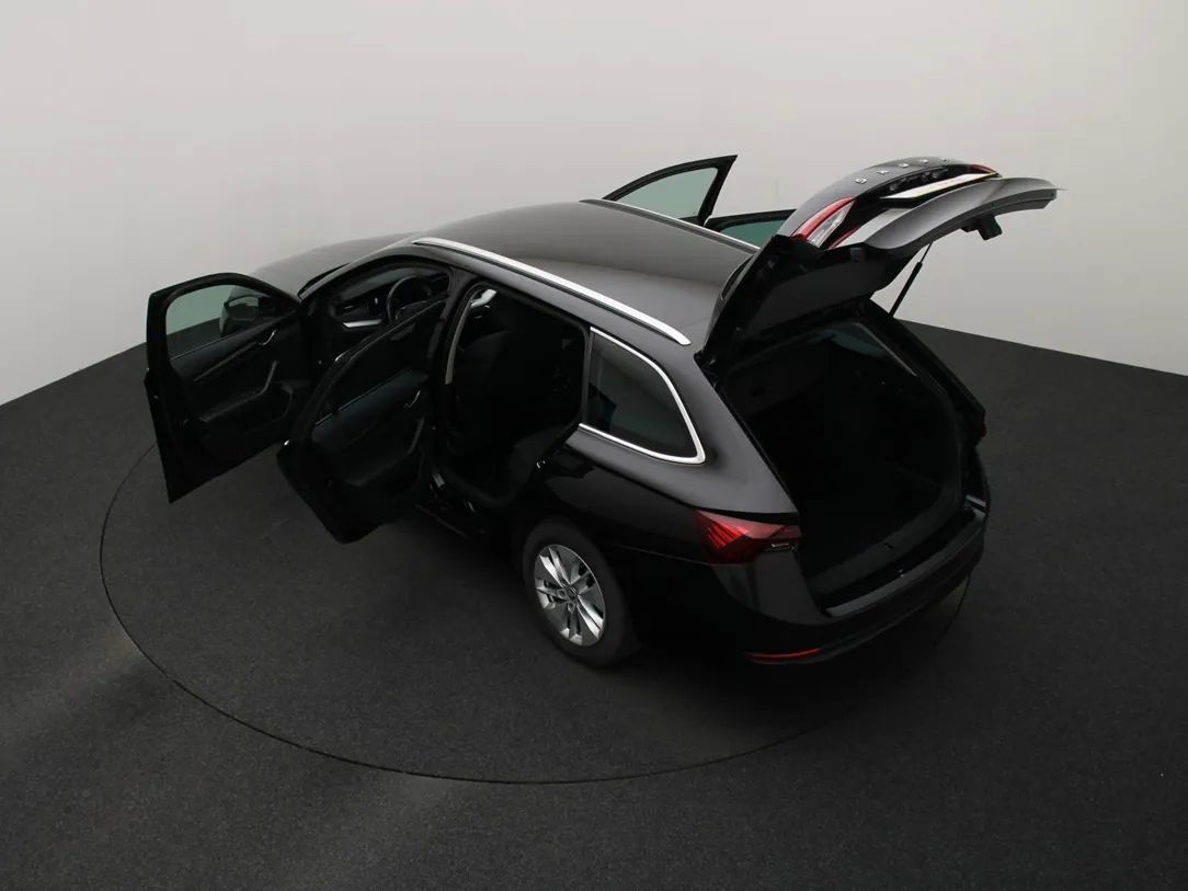 Skoda Octavia | 12